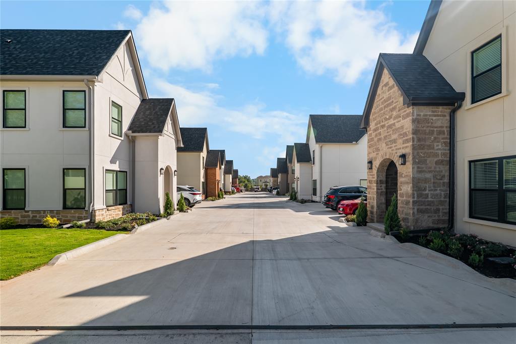 2700 S 2nd - Photo 5