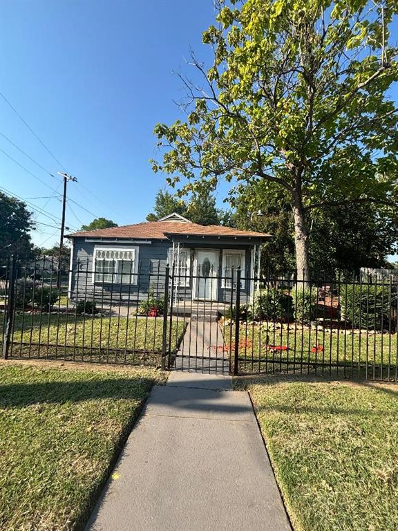 3801 E Berry Street - Photo 1