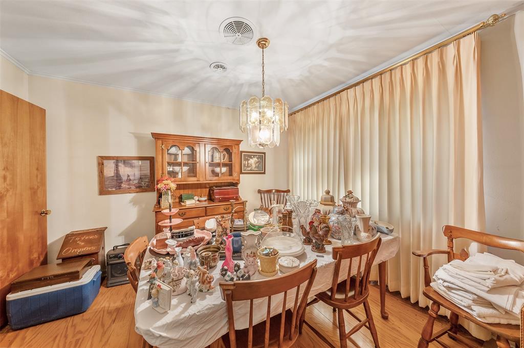 1858 S Dickinson Drive - Photo 19