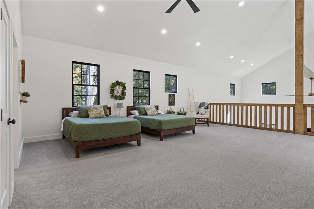 647 County Road 3318 - Photo 24