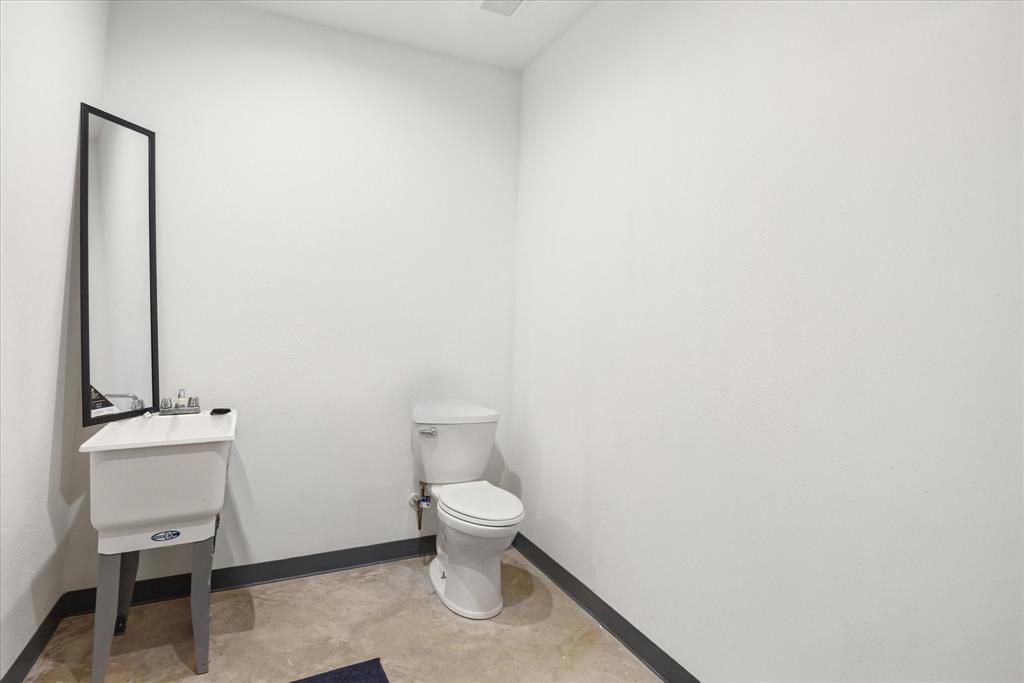 834 Riley Lane - Photo 15