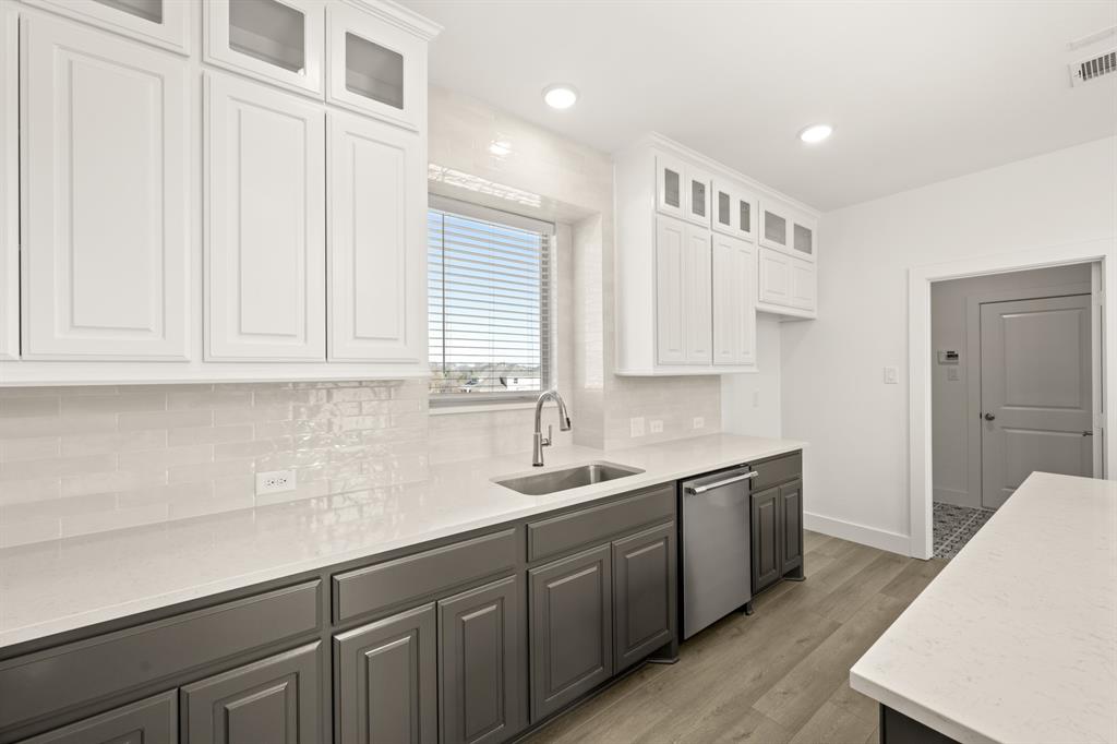 408 McKinley Street - Photo 12
