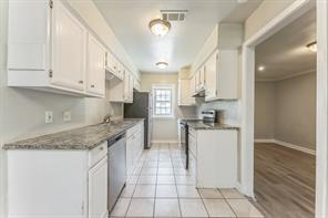 5921 Sea Breeze Lane - Photo 10