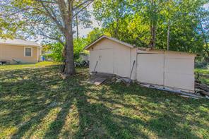 2101 Pine Avenue - Photo 25