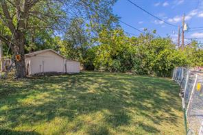 2101 Pine Avenue - Photo 26