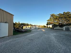 2493 LIVE OAK - Photo 3