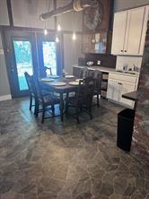 112 N Grand Avenue - Photo 11