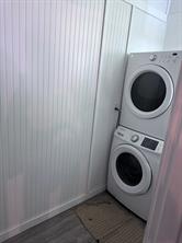 112 N Grand Avenue - Photo 17