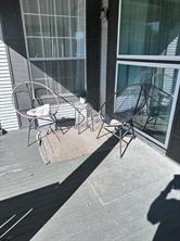 112 N Grand Avenue - Photo 3