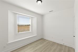 1322 Comal Drive - Photo 4