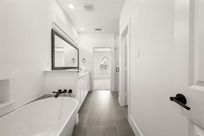 405 Newpark Boulevard - Photo 18