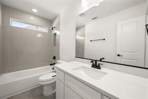 405 Newpark Boulevard - Photo 24
