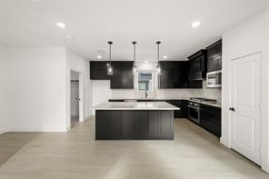 405 Newpark Boulevard - Photo 9