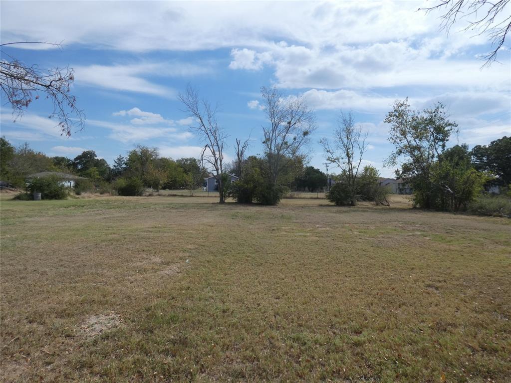 0 Hawkins - Photo 1