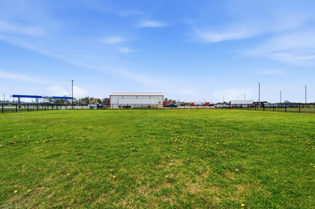 4626 County Road 2200 - Photo 24