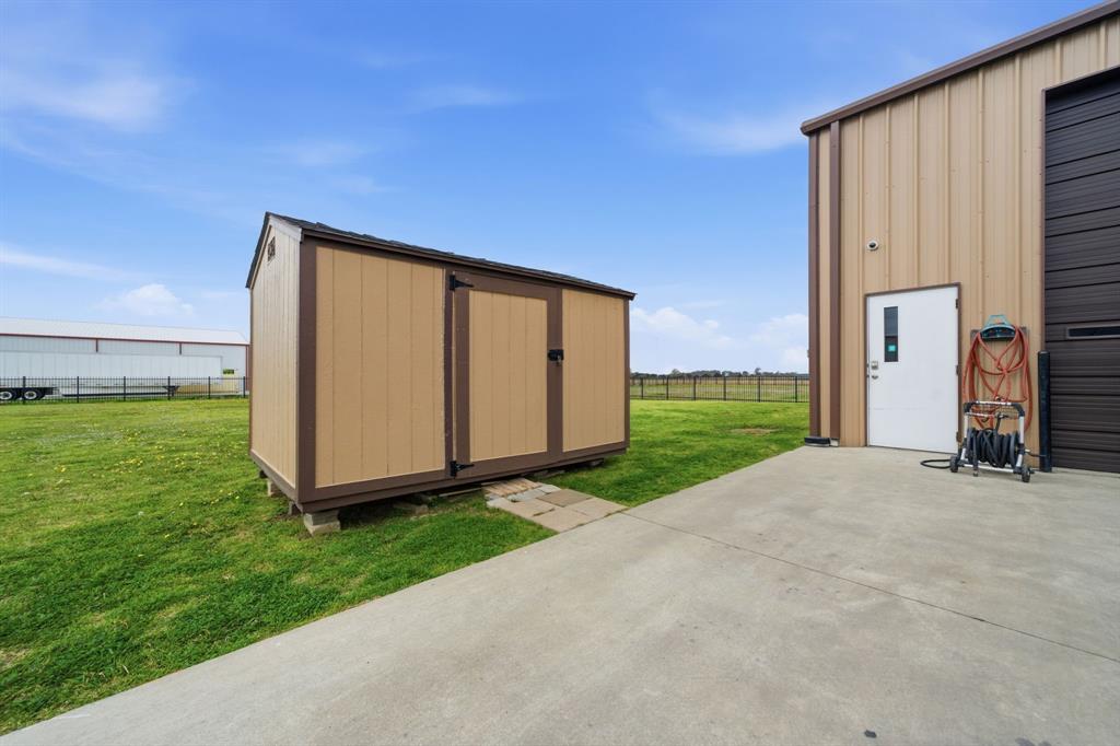 4626 County Road 2200 - Photo 25