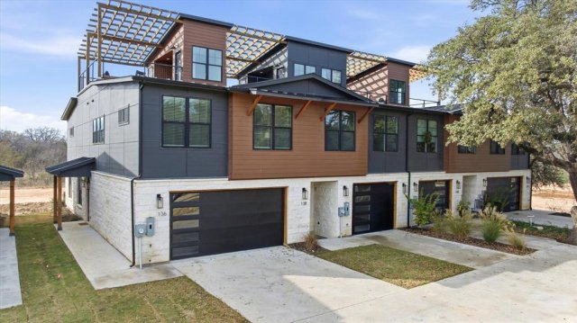 138 Clark