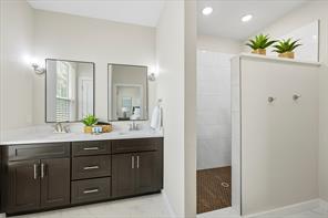 138 Clark - Photo 32