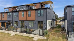 138 Clark - Photo 33
