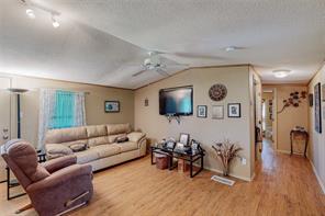 1501 Joyce Road - Photo 17
