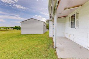 1501 Joyce Road - Photo 4