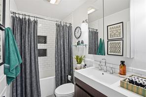 2824 Ryan Avenue - Photo 9
