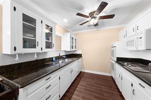 1075 Oak Ridge Drive - Photo 13