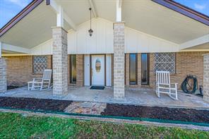 1075 Oak Ridge Drive - Photo 2