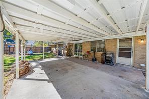 1075 Oak Ridge Drive - Photo 6