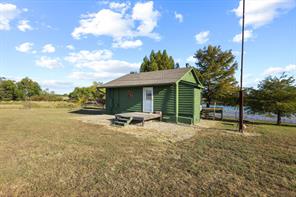 300 County Road 27100 - Photo 4
