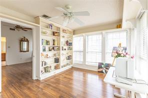 8518 Bridgewater Drive - Photo 13