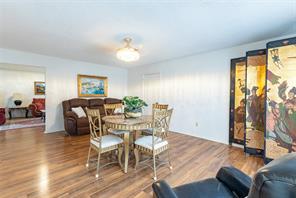 8518 Bridgewater Drive - Photo 15