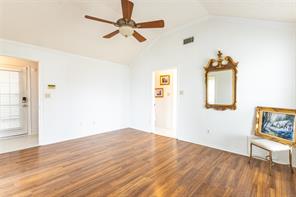 8518 Bridgewater Drive - Photo 21