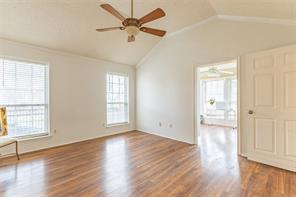 8518 Bridgewater Drive - Photo 22
