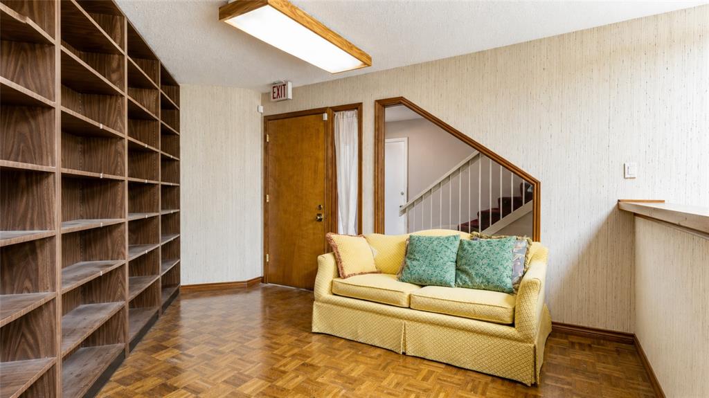 12989 Jupiter Road - Photo 14