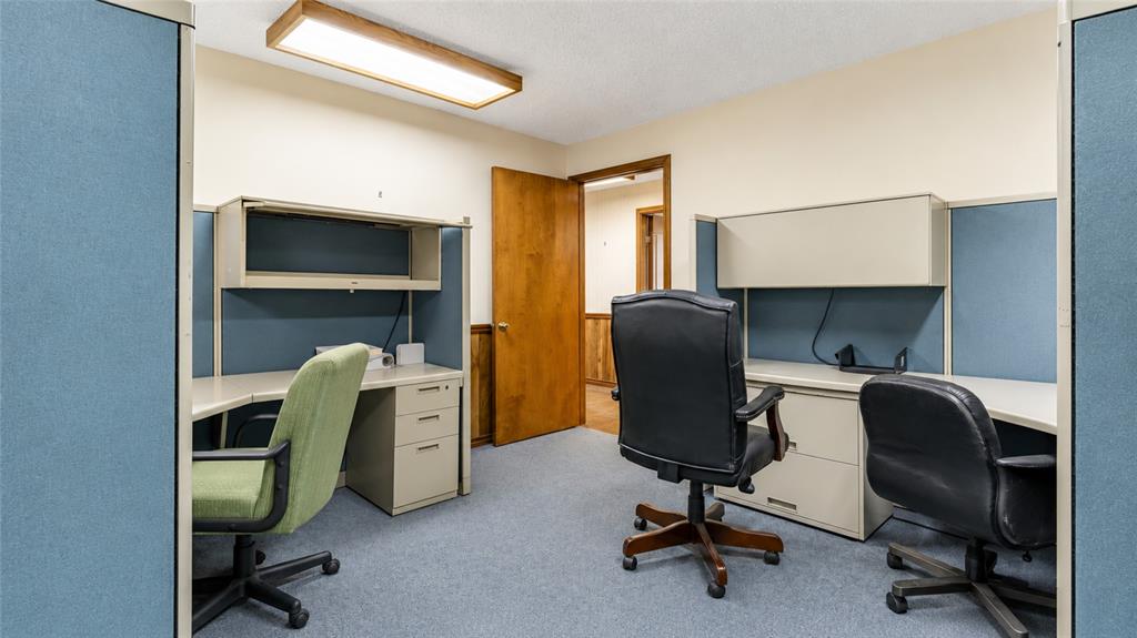 12989 Jupiter Road - Photo 9