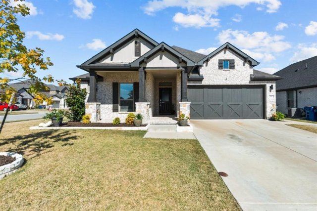 532 Crystal Clear Lane