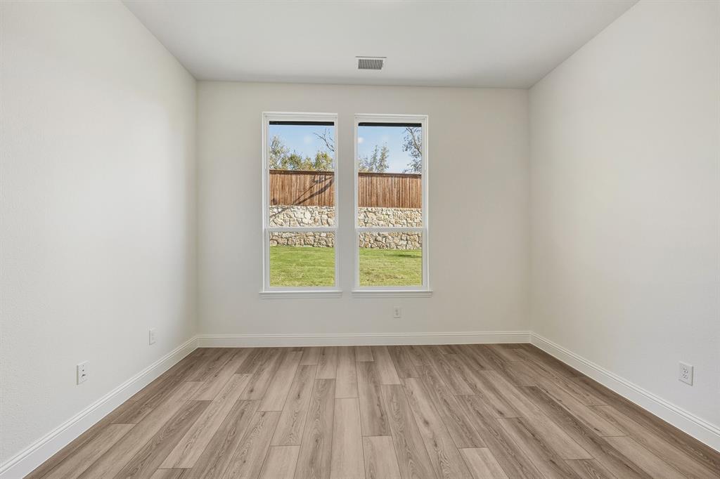2433 Ainsdale Drive - Photo 11
