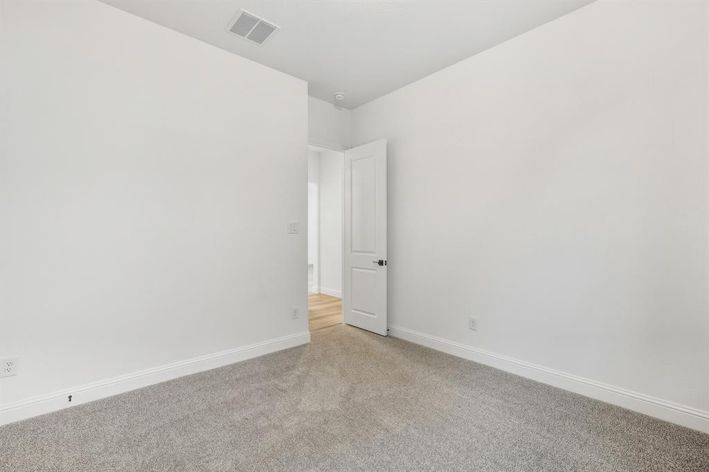 2433 Ainsdale Drive - Photo 16
