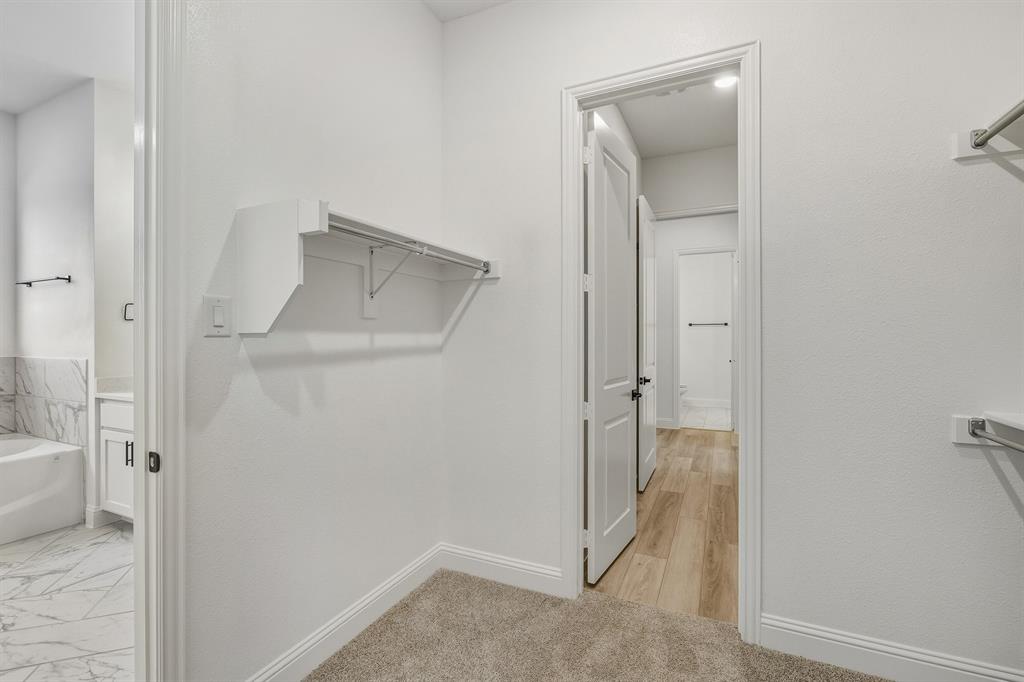 2433 Ainsdale Drive - Photo 20