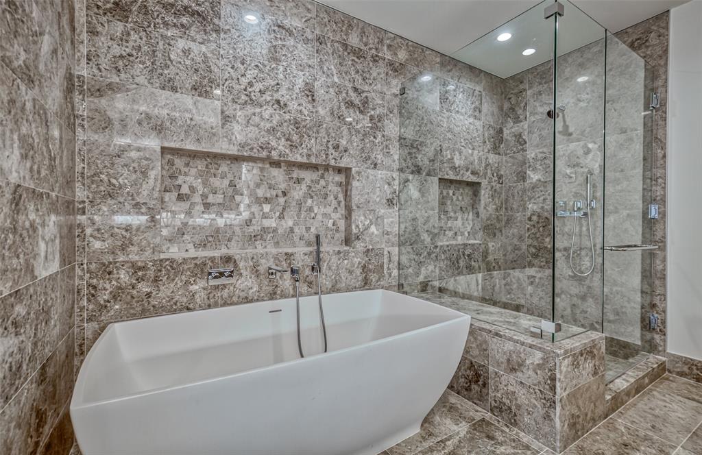 7901 Windrose Avenue - Photo 12