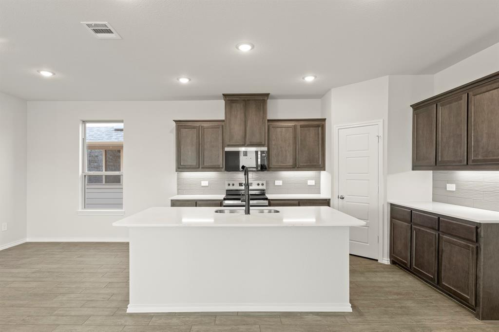 1700 Edgeway Drive - Photo 4