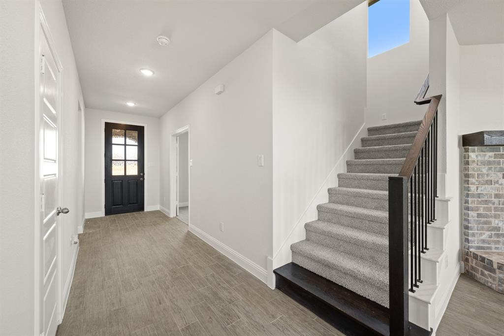 316 Reliance Road - Photo 3