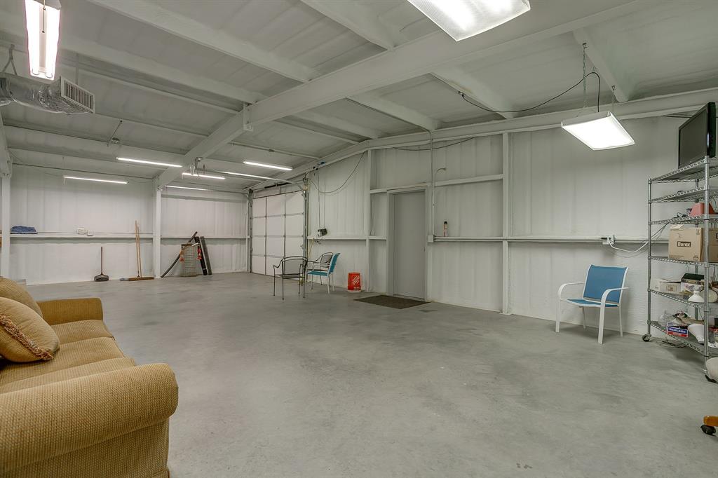 13300 Cleburne Highway - Photo 24
