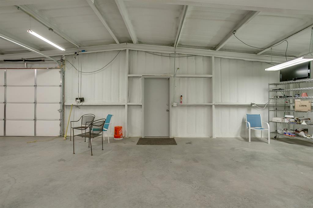 13300 Cleburne Highway - Photo 25