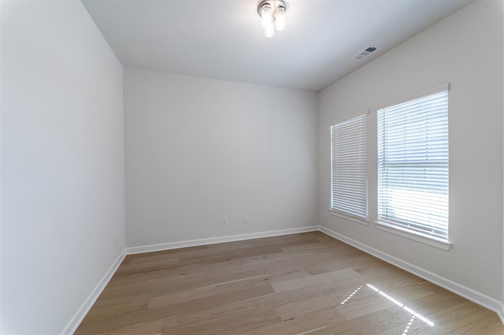 3908 Friendship Court - Photo 25