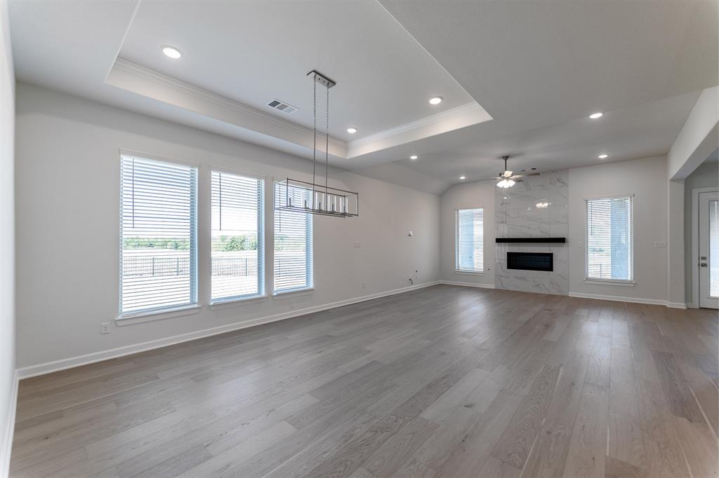3908 Friendship Court - Photo 4