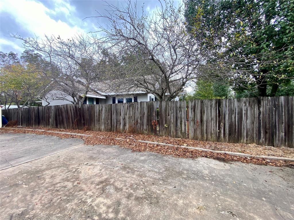 407 E Main Street - Photo 20