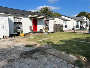 4423 Hopkins Avenue - Photo 2