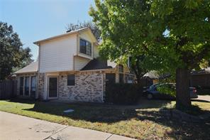 1722 Twin Court Place - Photo 2